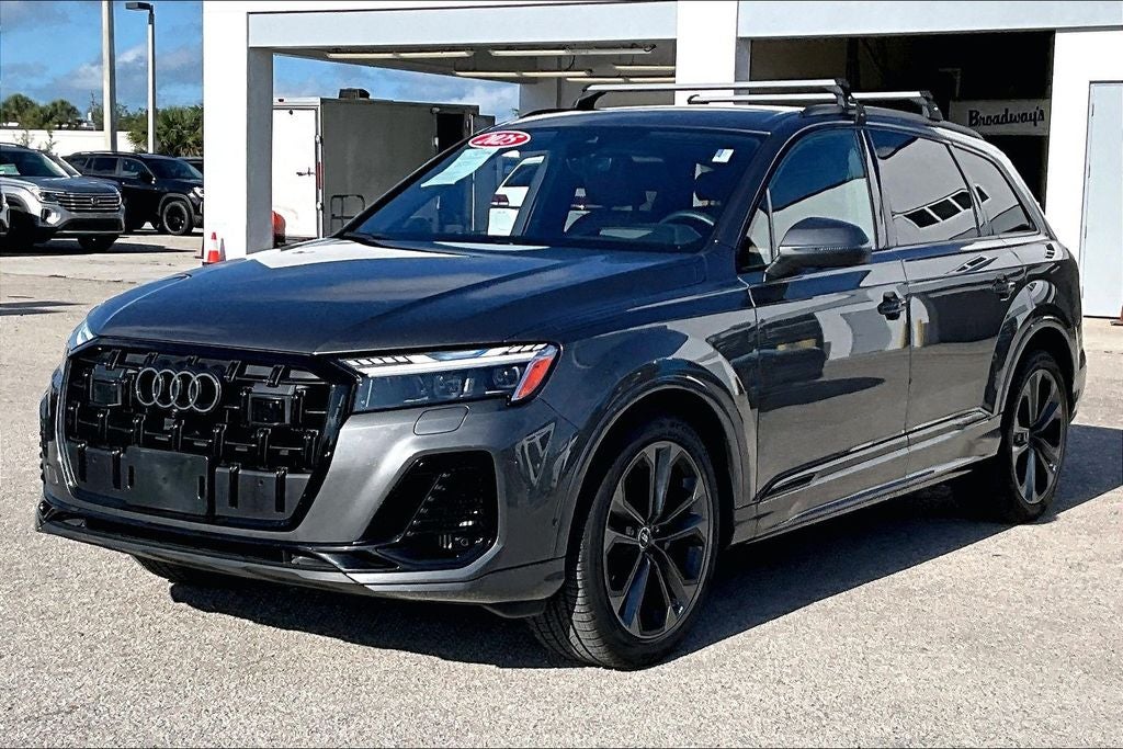 2025 Audi Q7 55 Prestige quattro