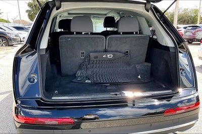 2023 Audi Q7 55 Prestige quattro