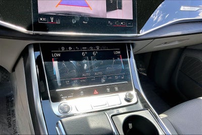 2023 Audi Q7 55 Prestige quattro