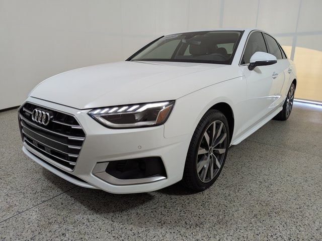 2023 Audi A4 Sedan Premium Plus 40 TFSI quattro
