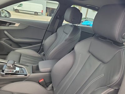 2023 Audi A4 45 S line Premium