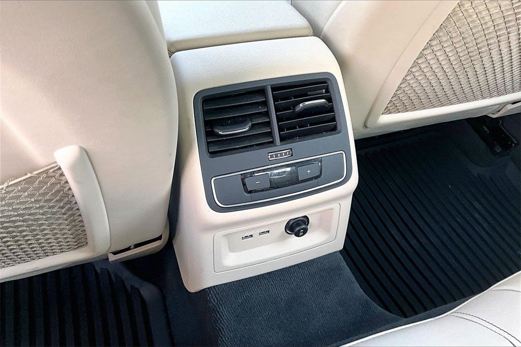 2023 Audi A4 45 S line Premium Plus quattro