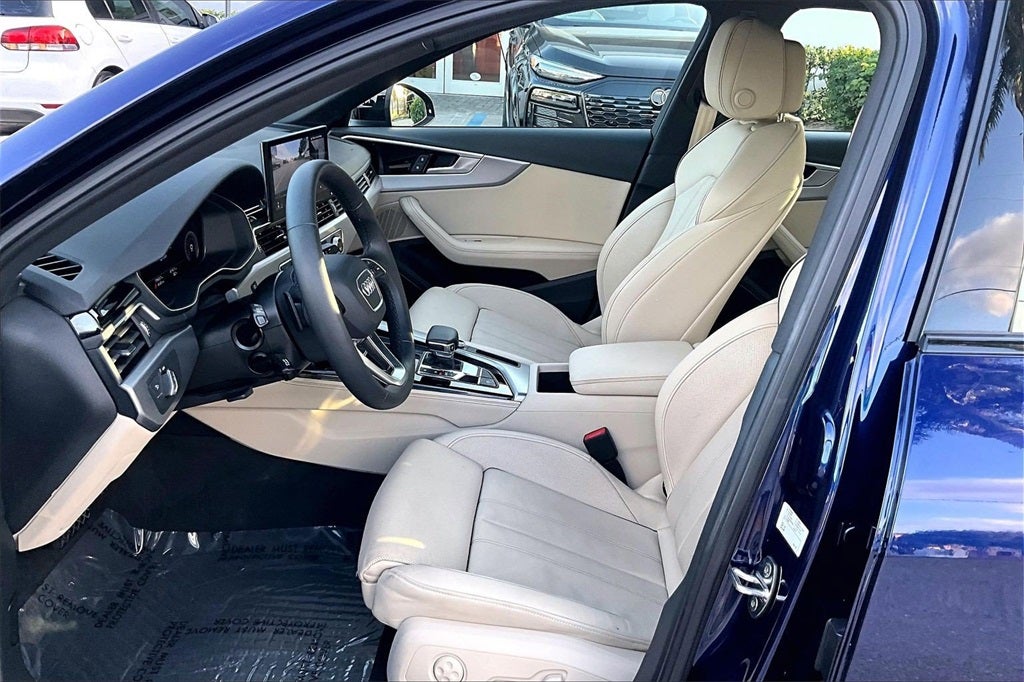2023 Audi A4 45 S line Premium Plus quattro