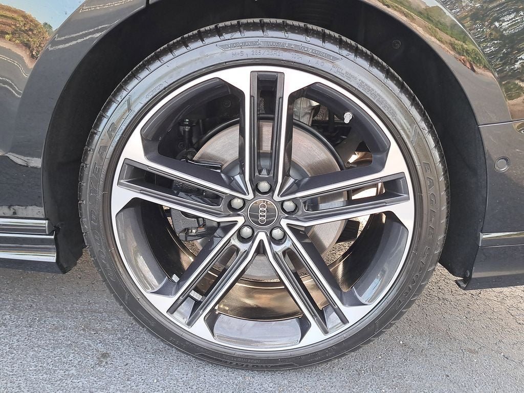 2025 Audi A8 L 55 quattro