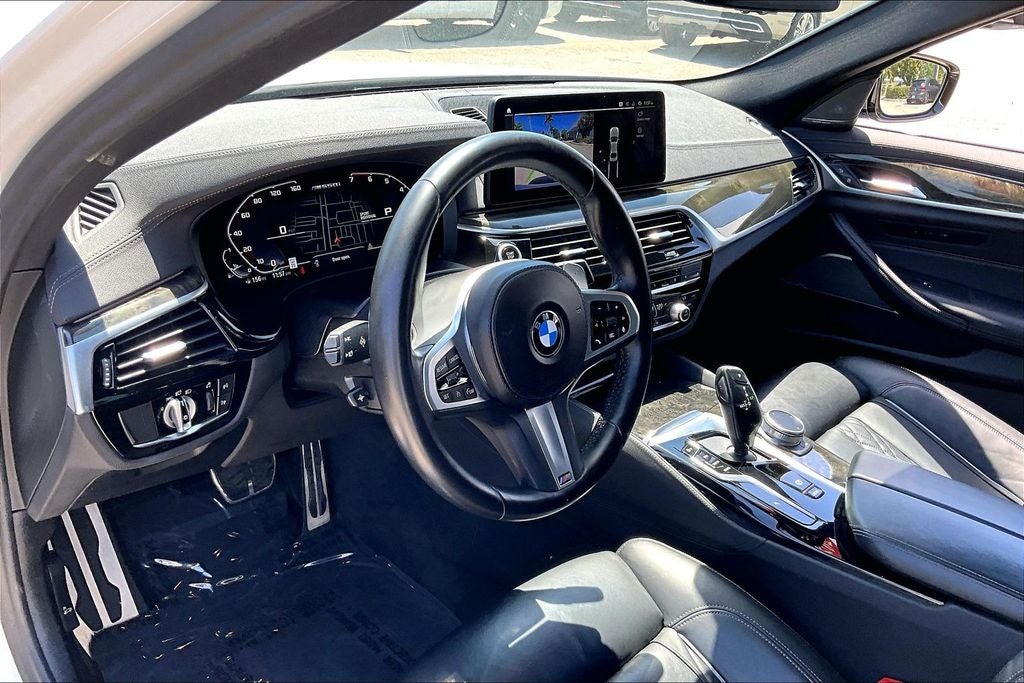 2022 BMW 5 Series M550i xDrive