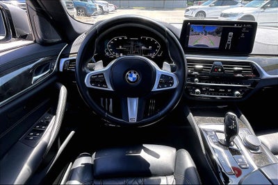 2022 BMW 5 Series M550i xDrive