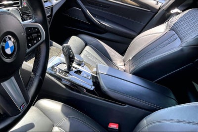 2022 BMW 5 Series M550i xDrive