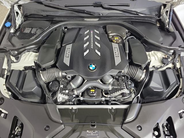 2022 BMW 5 Series M550i xDrive
