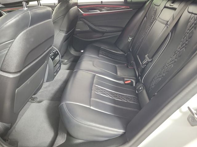 2022 BMW 5 Series M550i xDrive