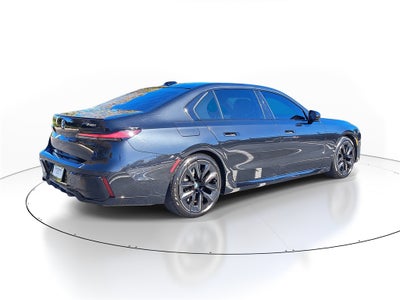 2023 BMW 7 Series 740i