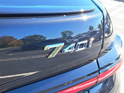 2023 BMW 7 Series 740i