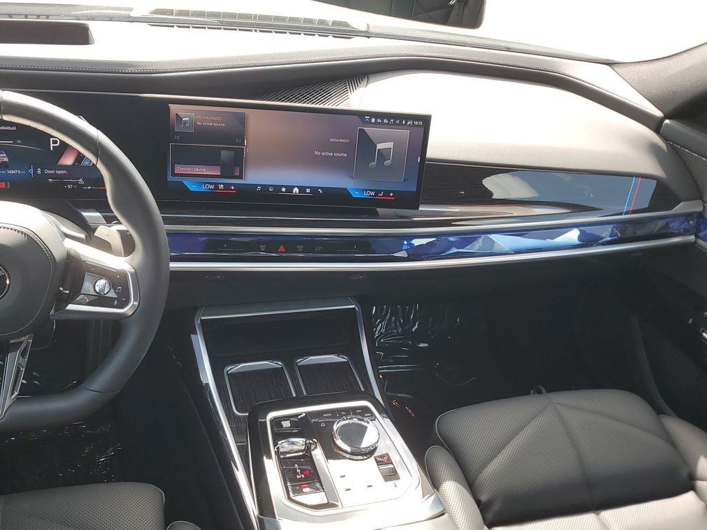 2026 BMW 7 Series 740i