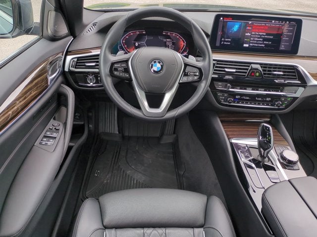 2021 BMW 5 Series 540i