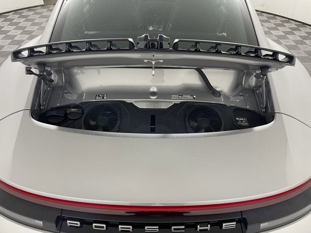 2025 Porsche 911 Carrera