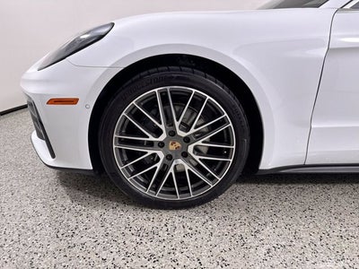 2024 Porsche Panamera Base