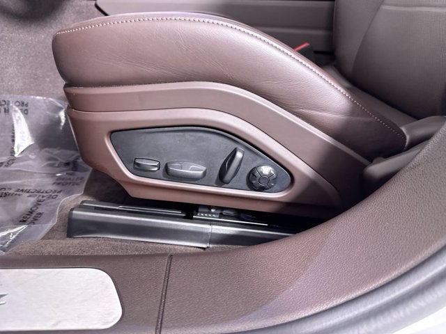 2024 Porsche Panamera Base