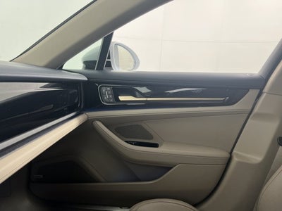 2026 Porsche Panamera 4 AWD
