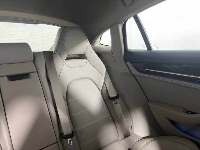2026 Porsche Panamera 4 AWD