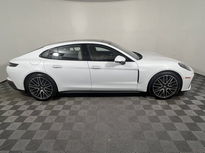 2026 Porsche Panamera 4 AWD
