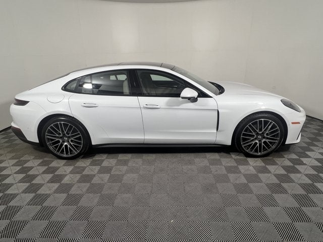 2026 Porsche Panamera 4 AWD
