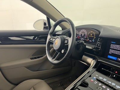2025 Porsche Panamera Base