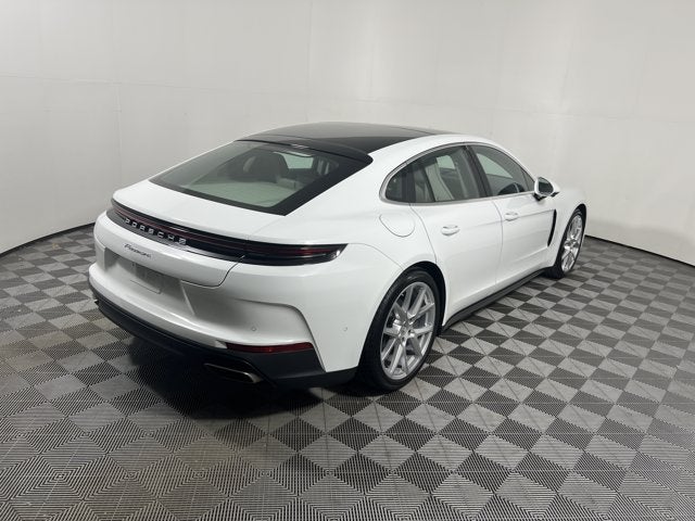 2025 Porsche Panamera Base