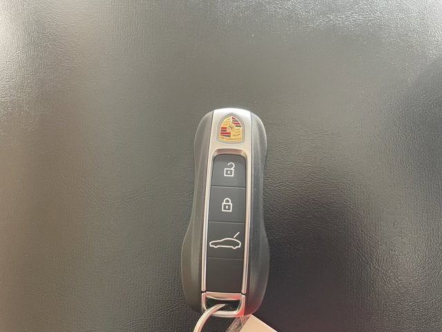 2025 Porsche Panamera Base