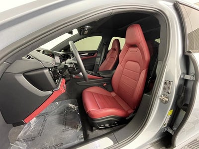 2025 Porsche Panamera Base