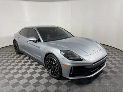 2025 Porsche Panamera Base