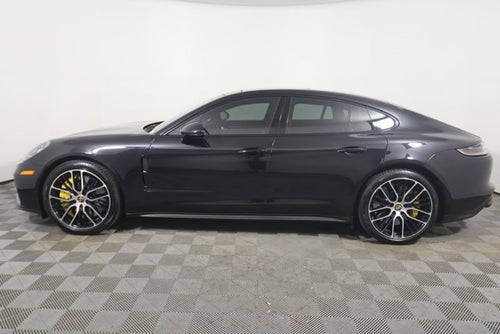 2022 Porsche Panamera Turbo S