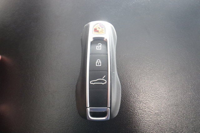 2022 Porsche Panamera Turbo S