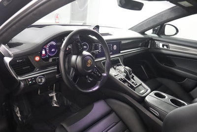 2022 Porsche Panamera Turbo S