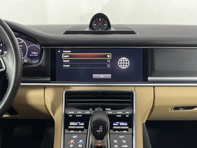 2023 Porsche Panamera Base