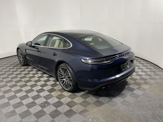 2023 Porsche Panamera Base