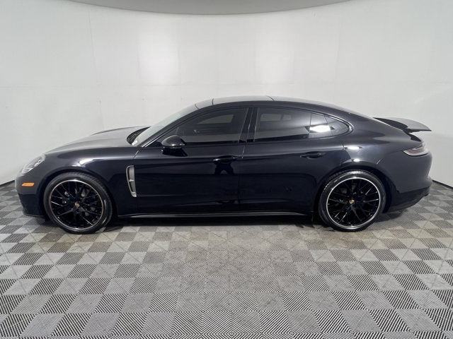 2023 Porsche Panamera Platinum Edition 4