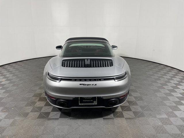 2023 Porsche 911 4S
