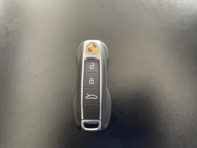 2025 Porsche 911 Carrera Cabriolet