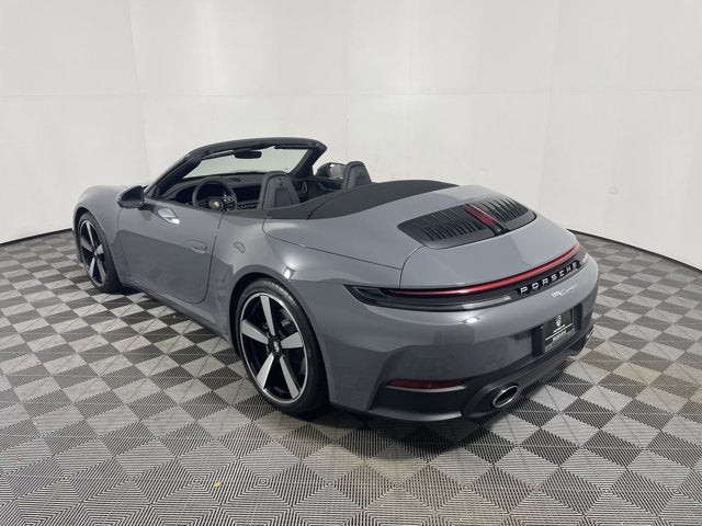 2025 Porsche 911 Carrera Cabriolet