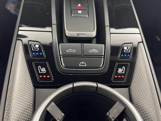 2025 Porsche 911 Carrera GTS