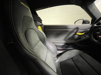 2025 Porsche 718 Spyder RS