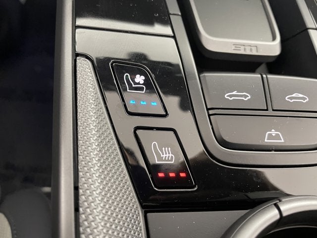 2025 Porsche 911 Carrera S Cabriolet