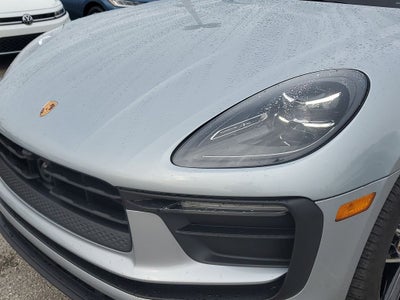 2023 Porsche Macan Base