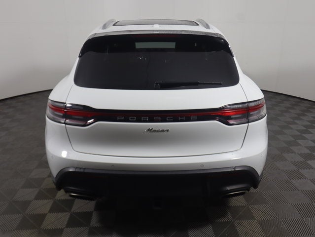 2023 Porsche Macan Base