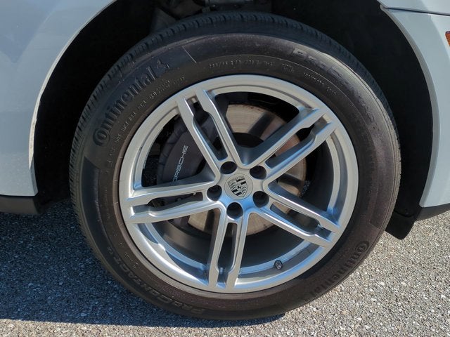 2024 Porsche Macan Base