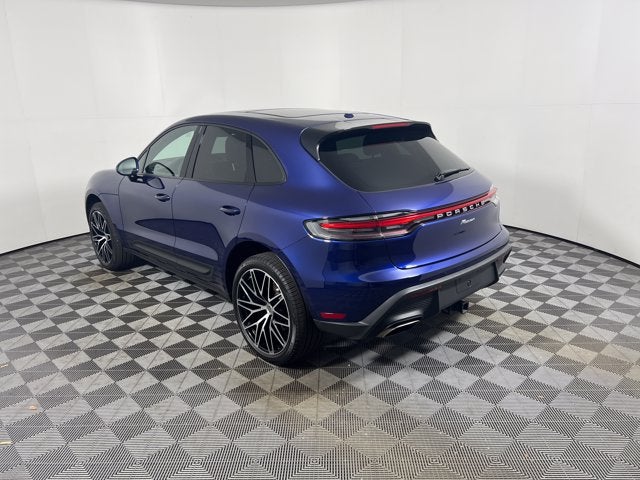 2026 Porsche Macan Base