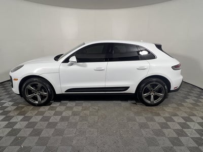 2023 Porsche Macan Base