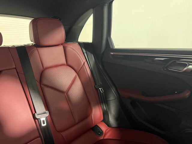 2024 Porsche Macan T AWD