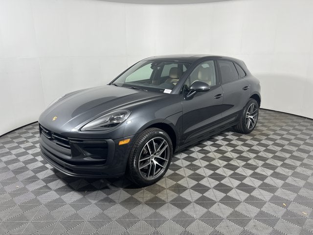 2026 Porsche Macan Base