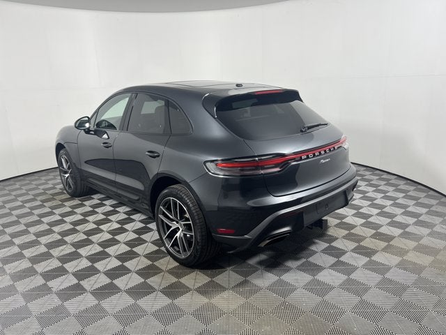 2026 Porsche Macan Base