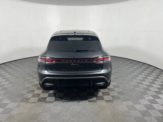 2026 Porsche Macan Base